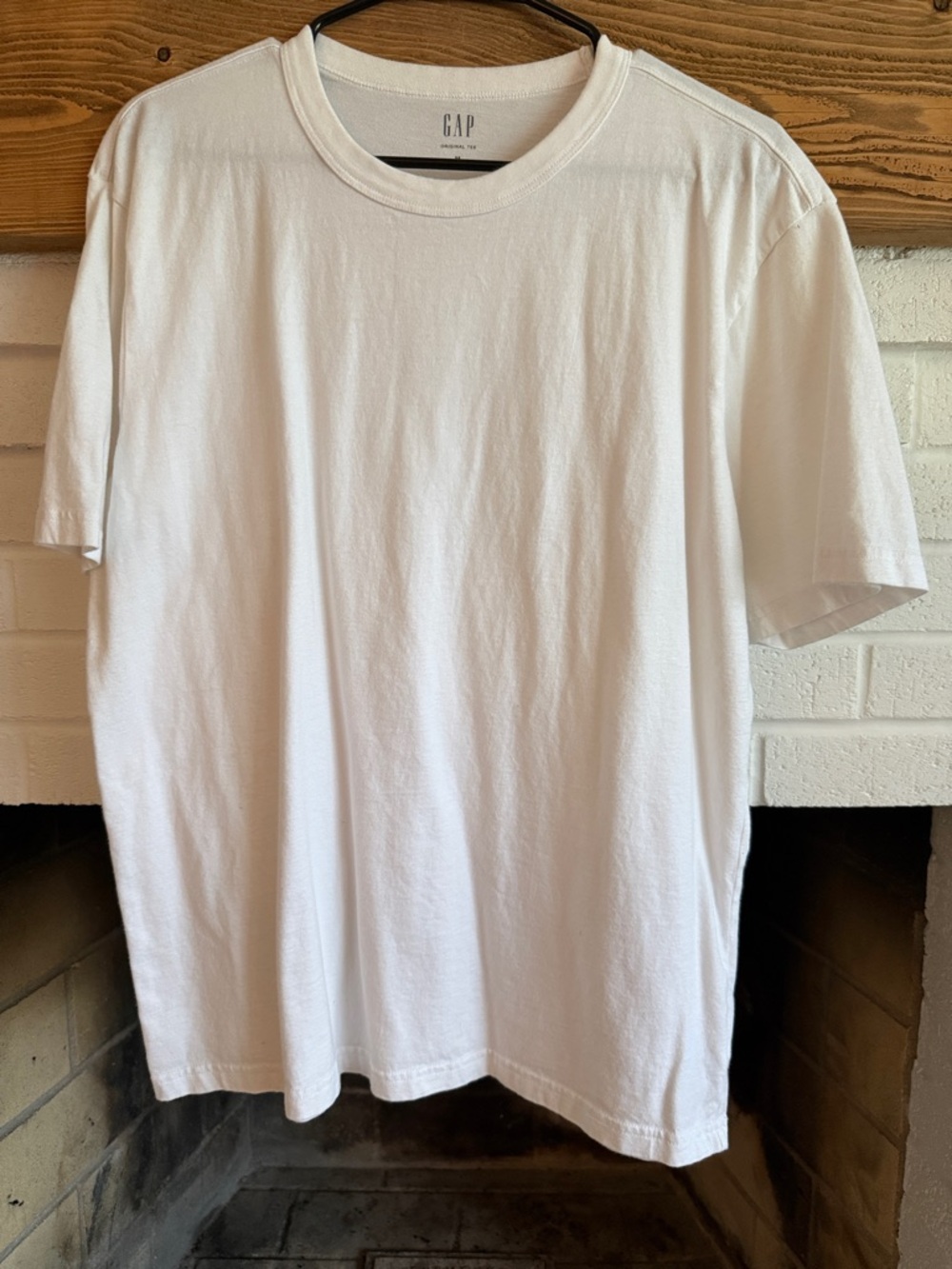 GAP White Short Sleeve Crew Neck T-Shirt